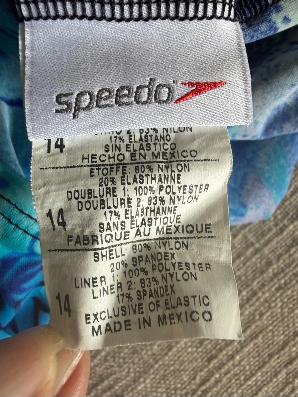 Speedo women size 14  like new  Dark blue light blue design
